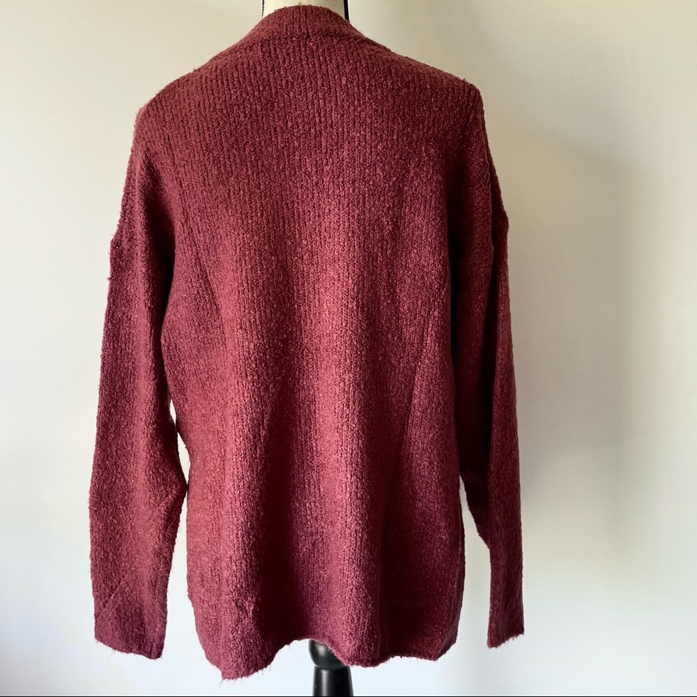 UO Pullover Sweater V-neck Berry Soft - Picture 13 of 16